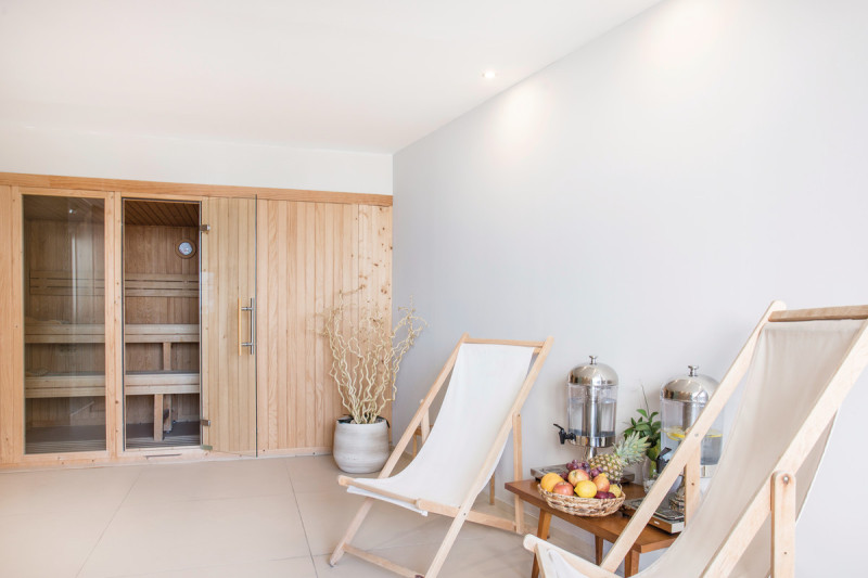 Be Live Adults Only Marivent