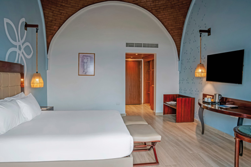 Wohnbeispiel Familienzimmer Pool- oder seitl. Meerblick