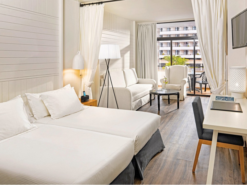 Wohnbeispiel Juniorsuite seitl. Meerblick