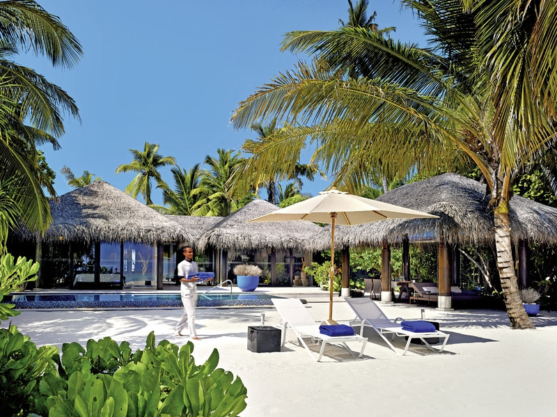 Deluxe Beach Pool Villa