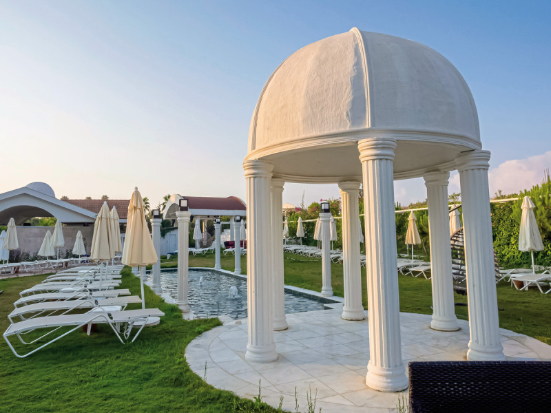 Roma Beach Resort & Spa