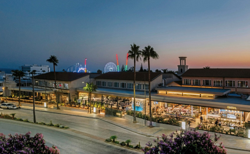 Napa Plaza