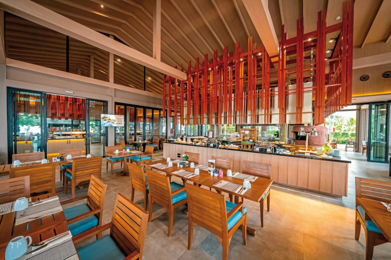 La Flora Khao Lak ●●●●○