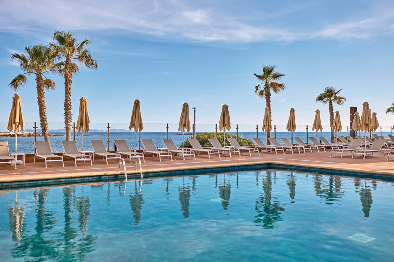 Universal Hotel Romántica