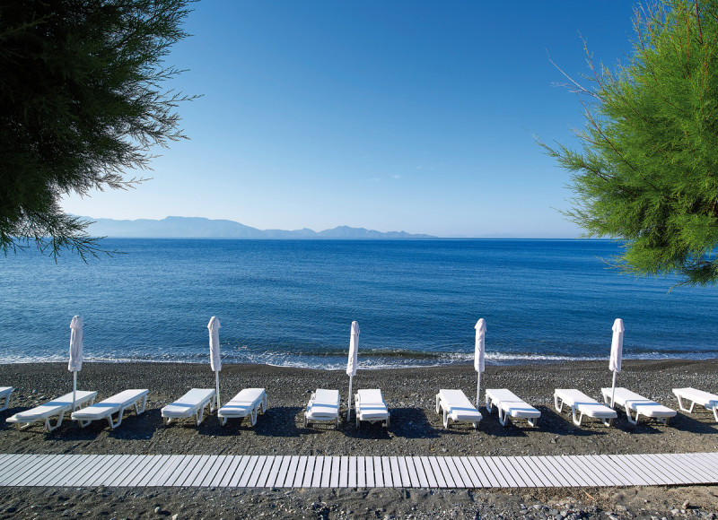 Dimitra Beach Hotel & Suites
