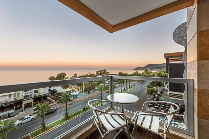 Tac Premier Hotel & Spa ●●●●