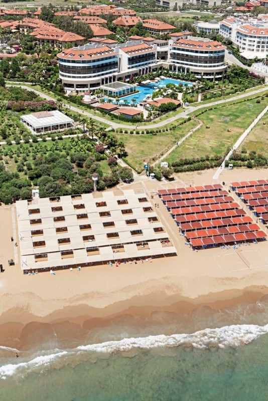 Alba Royal Hotel ●●●●●
