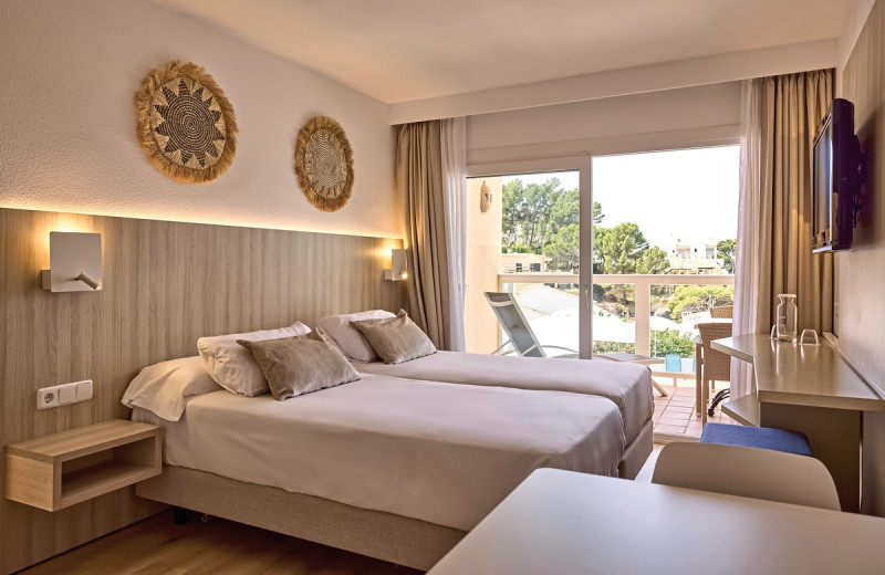 Universal Aparthotel Don Camilo ●●●●