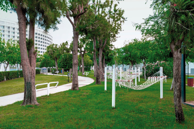 Crystal Centro Pearl Collection