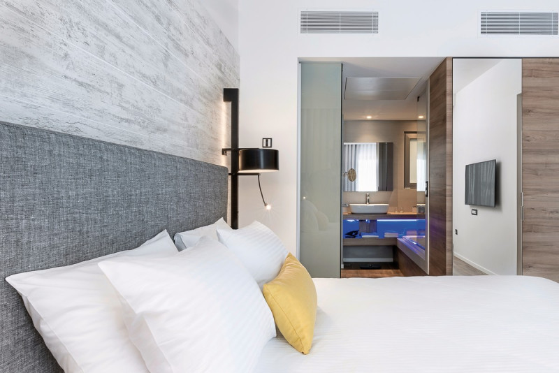Wohnbeispiel Suite Familie Poolblick