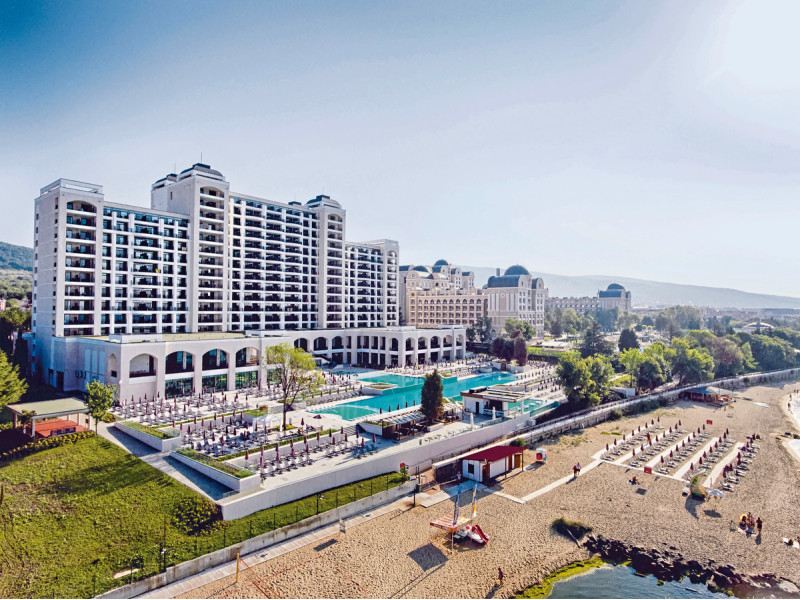 Secrets Sunny Beach Resort & Spa