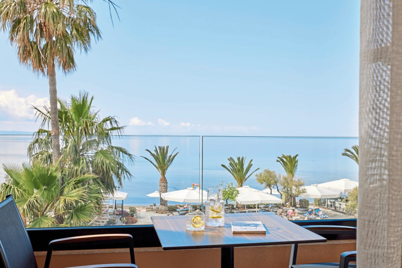 Anthemus Sea Beach Hotel & Spa