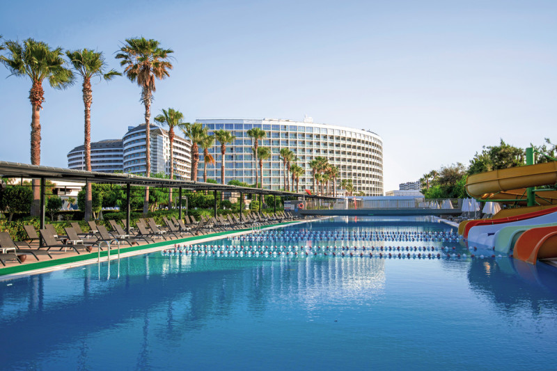 Crystal Centro Pearl Collection