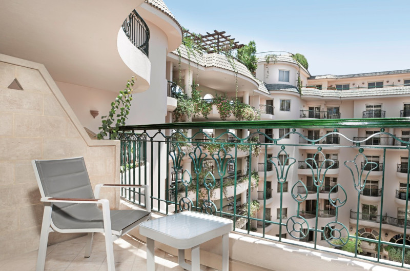 Wohnbeispiel Double Room Patio View