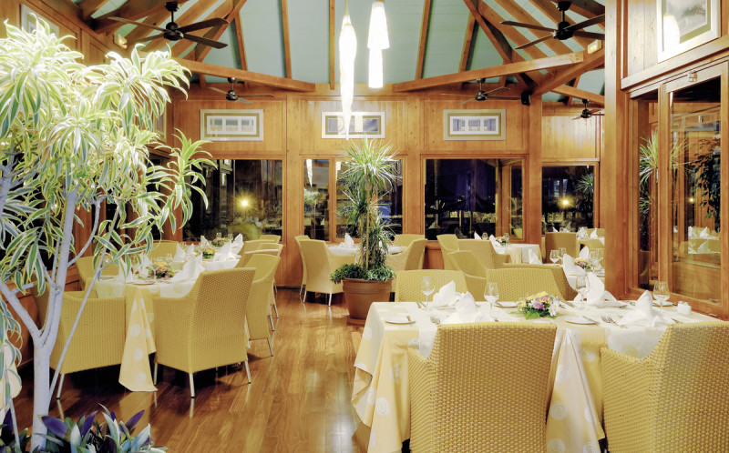 Elba Carlota Beach & Golf Resort