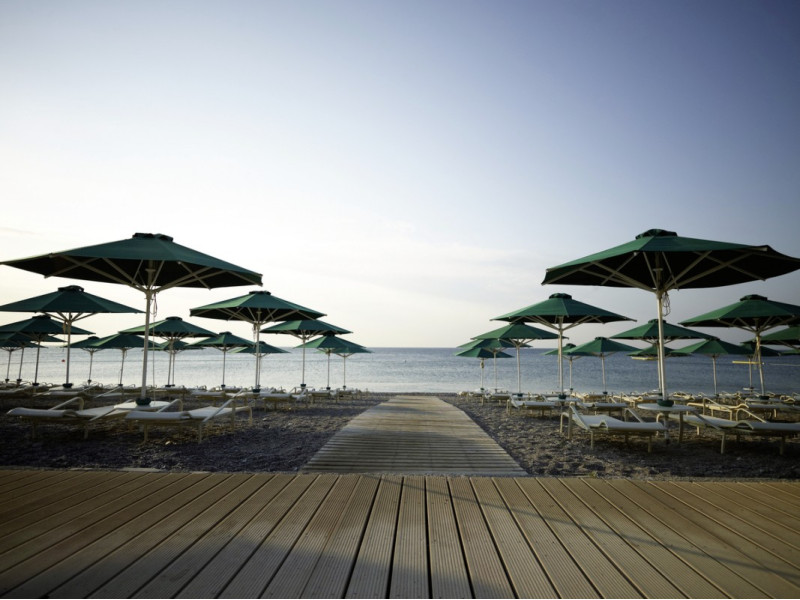 Esperos Palace ●●●●○