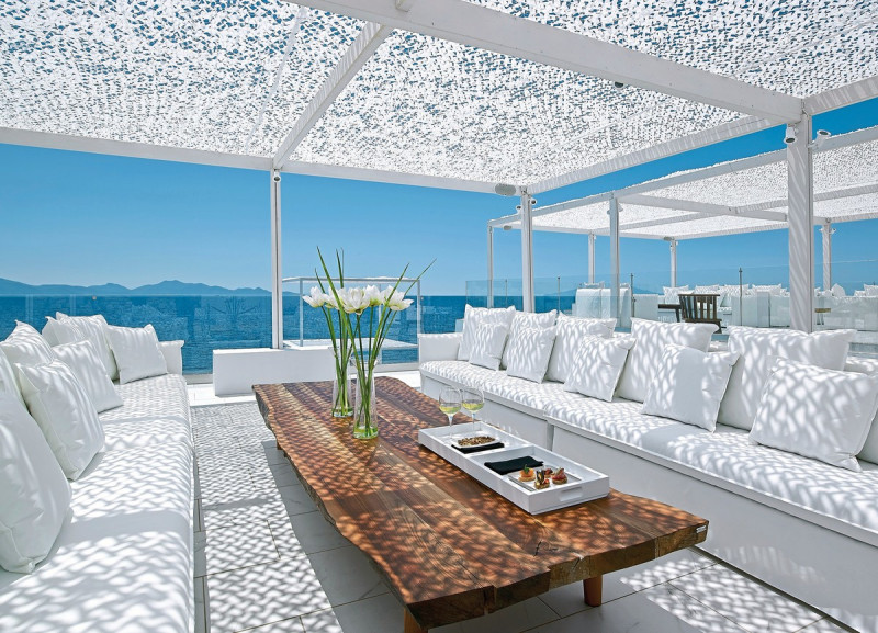 Dimitra Beach Hotel & Suites