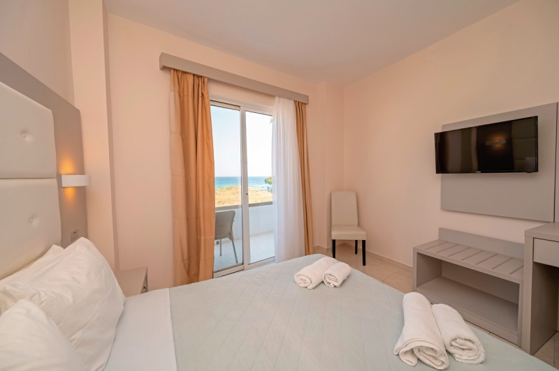 Costa Angela ●●●