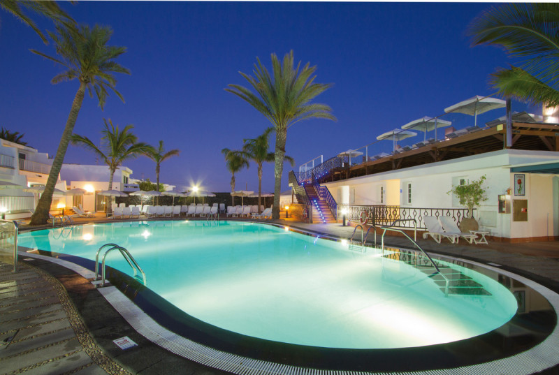 Plus Fariones Apartamentos