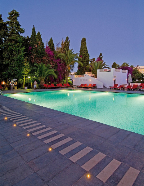 Les Orangers Beach Resort