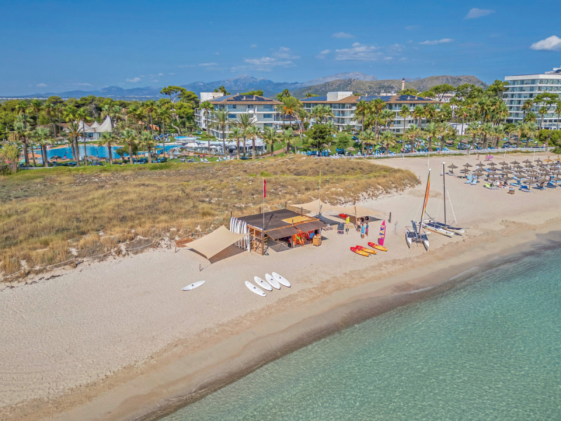 Playa Esperanza Resort