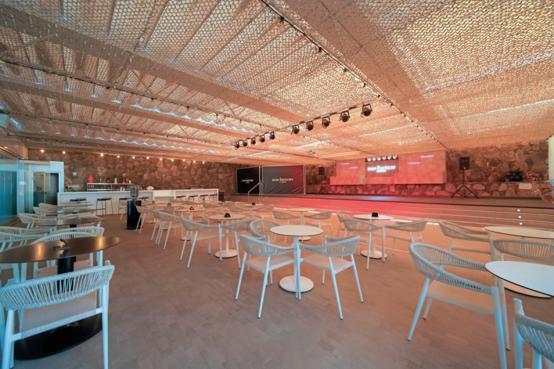 Don Gregory by Dunas