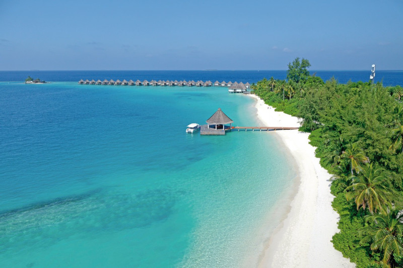 Safari Island Resort & Spa ●●●●