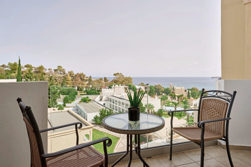 Wohnbeispiel Familienzimmer Superior seitlicher Meerblick