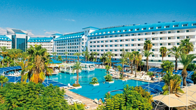 Crystal Admiral Aqua Collection