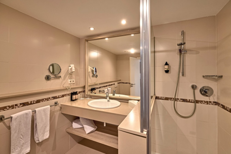 Universal Aparthotel Don Camilo ●●●●