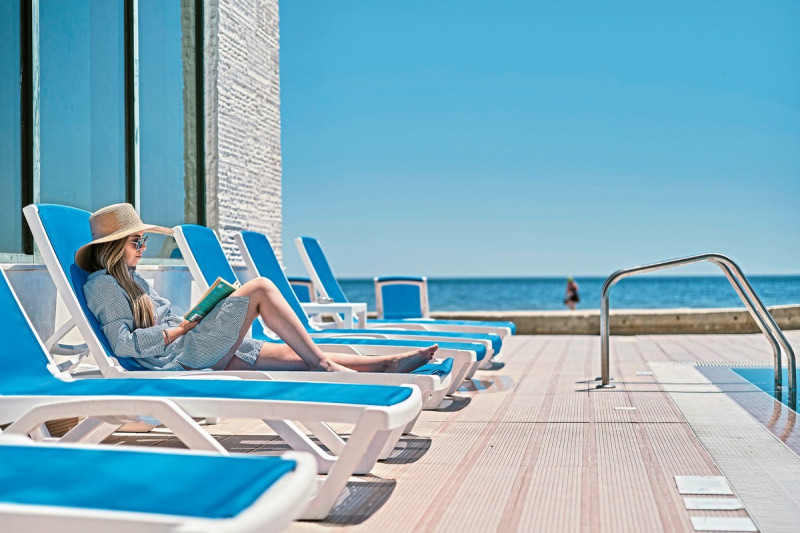 Bilyana Beach Hotel ●●●●