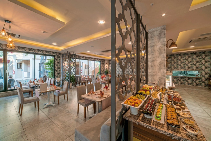 Club Turan Prince World ●●●●●