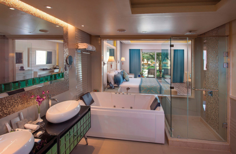 Wohnbeispiel Premium Jacuzzi Suite