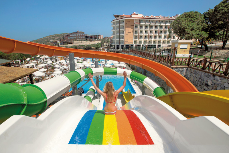 Ramada Resort Kusadasi & Golf