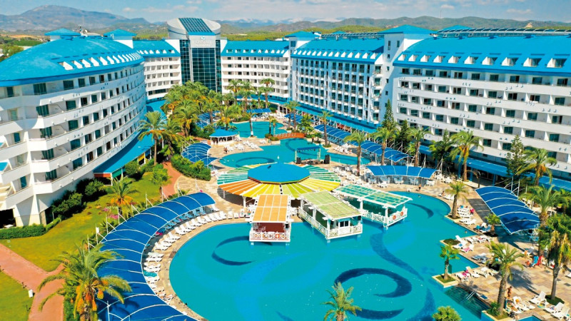 Crystal Admiral Aqua Collection