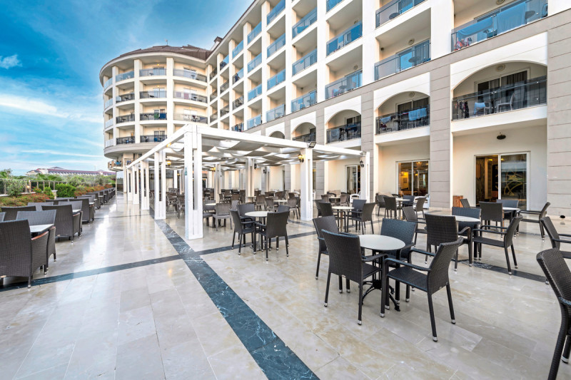 LRS Port River Hotel & Spa