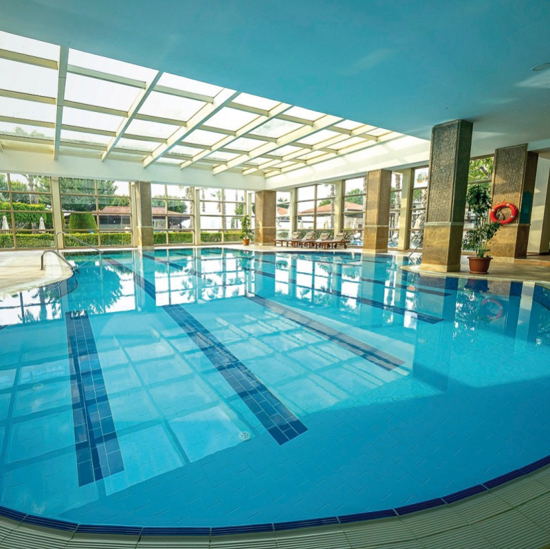 Alba Royal Hotel ●●●●●