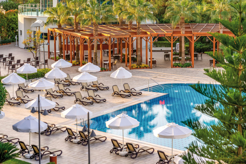 Commodore Elite Suite & Spa