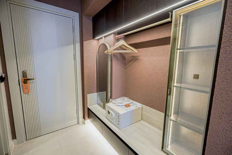 Orange Palace Hotel ●●●●○