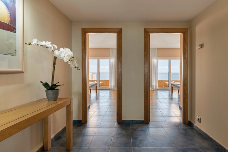 Wohnbeispiel Familienzimmer Verbindungst&uuml;r