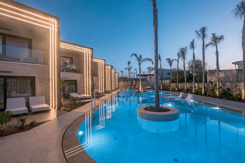 Noble Hotel Suites