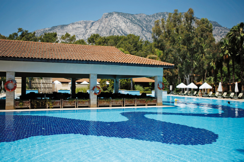 Champion Holiday Village