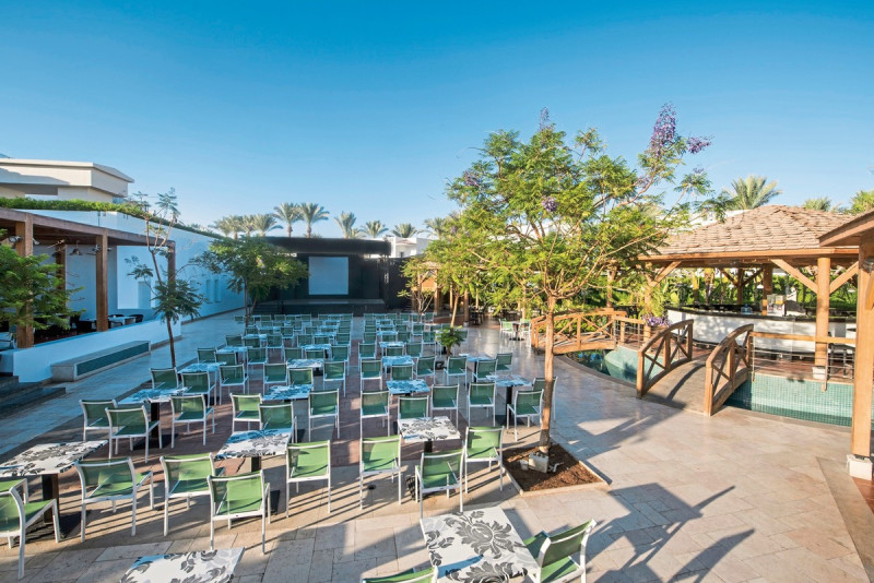 Reef Oasis Beach Resort