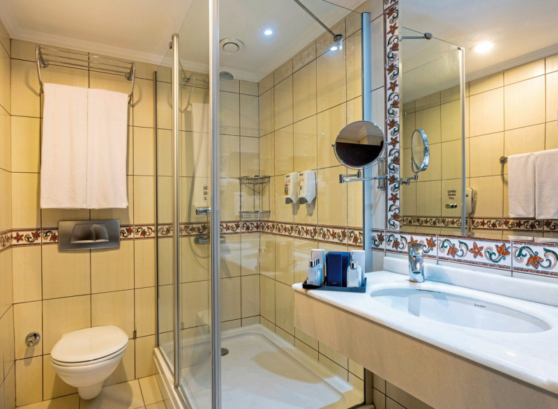 Beispiel Bad Familienzimmer