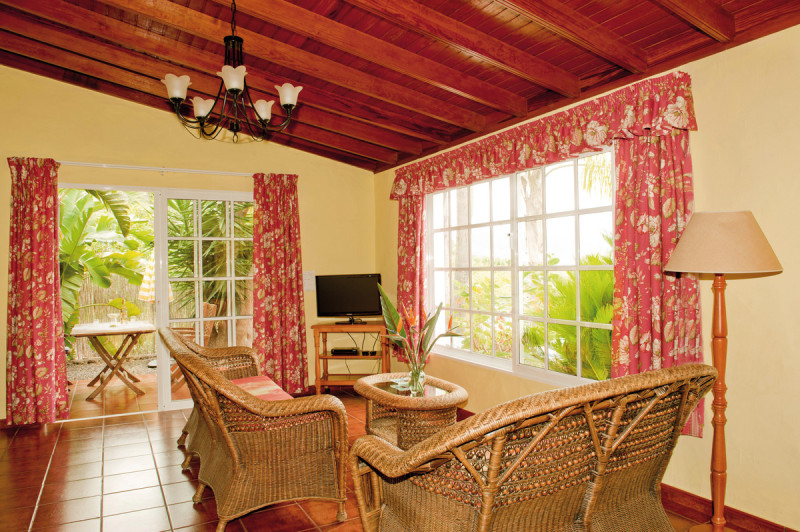 Villa & Casitas Caldera