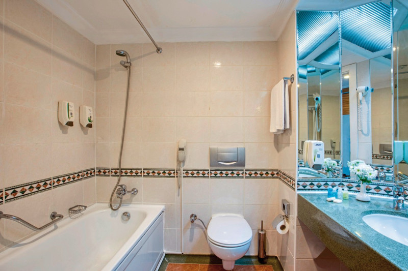 Wohnbeispiel Badezimmer Aqua