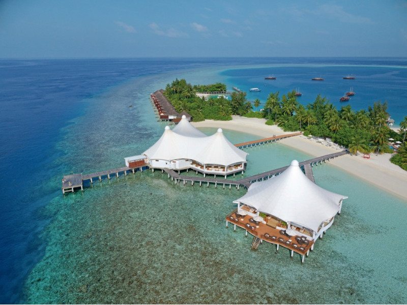 Safari Island Resort & Spa ●●●●