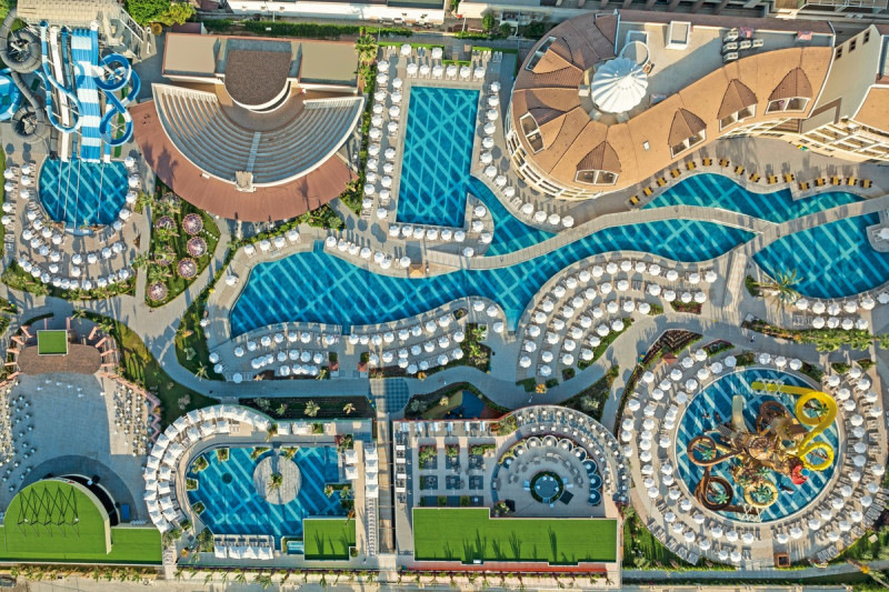 Kirman Belazur Resort & Spa