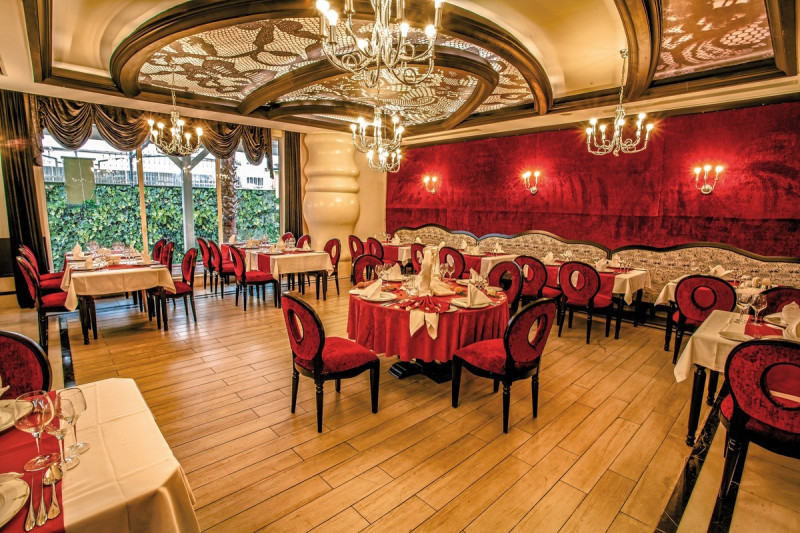 Dream World Resort & Spa ●●●●●