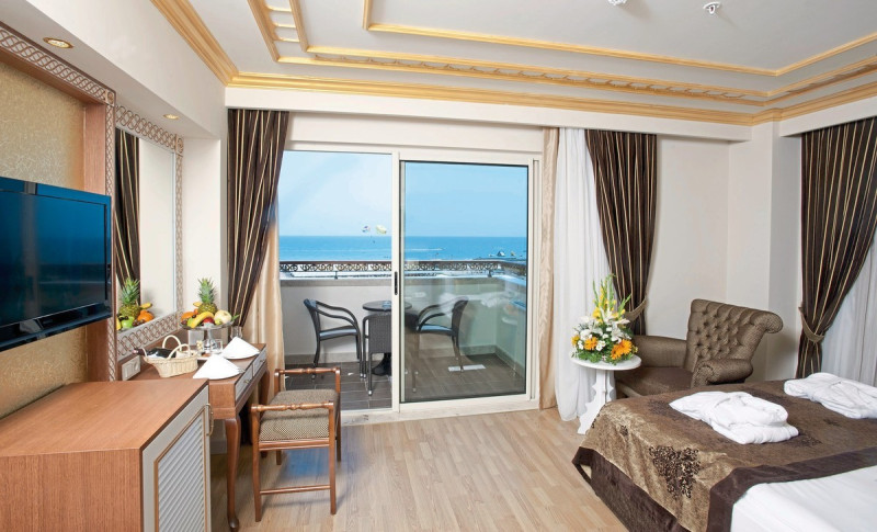 Diamond Excellence Resort & Spa ●●●●●